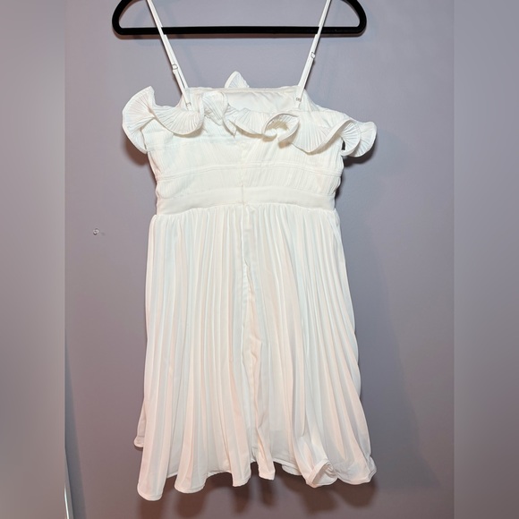 White Ruffle Pleated Mini Dress - Picture 4 of 6